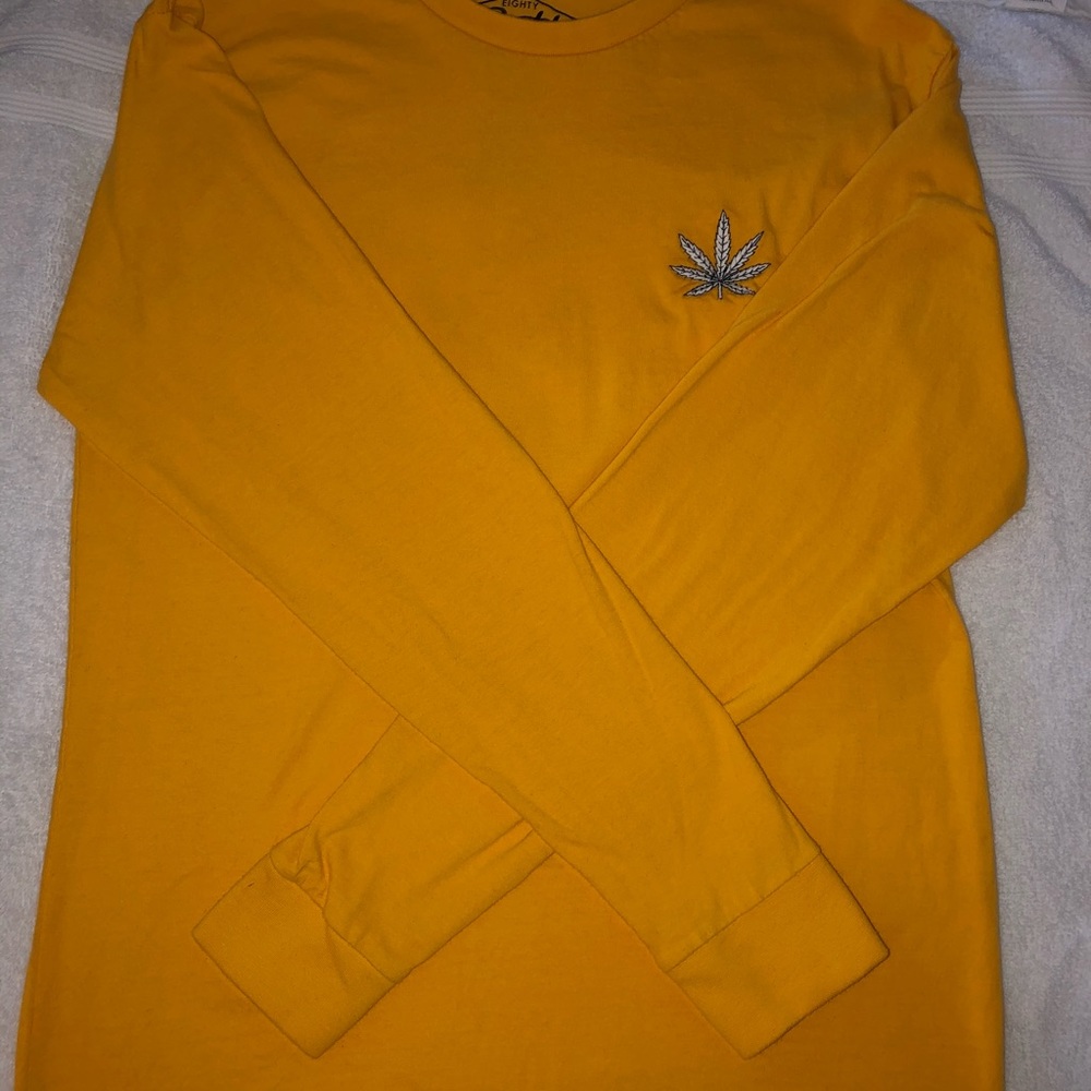 Long sleeve shirt